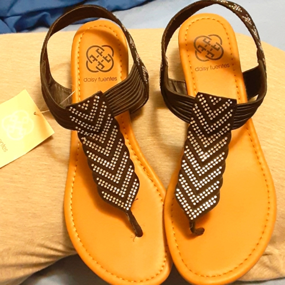 Womens sz9  daisy Fuentes sandals